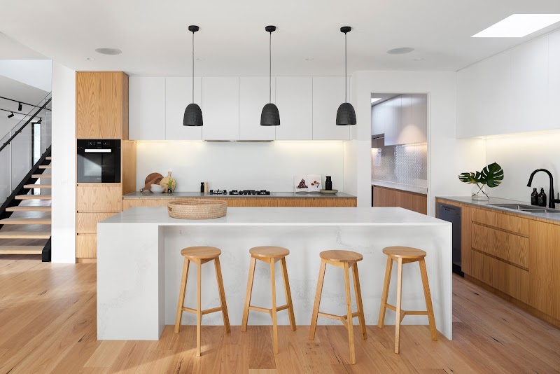 In N Out Builders & Home Remodeling reviews